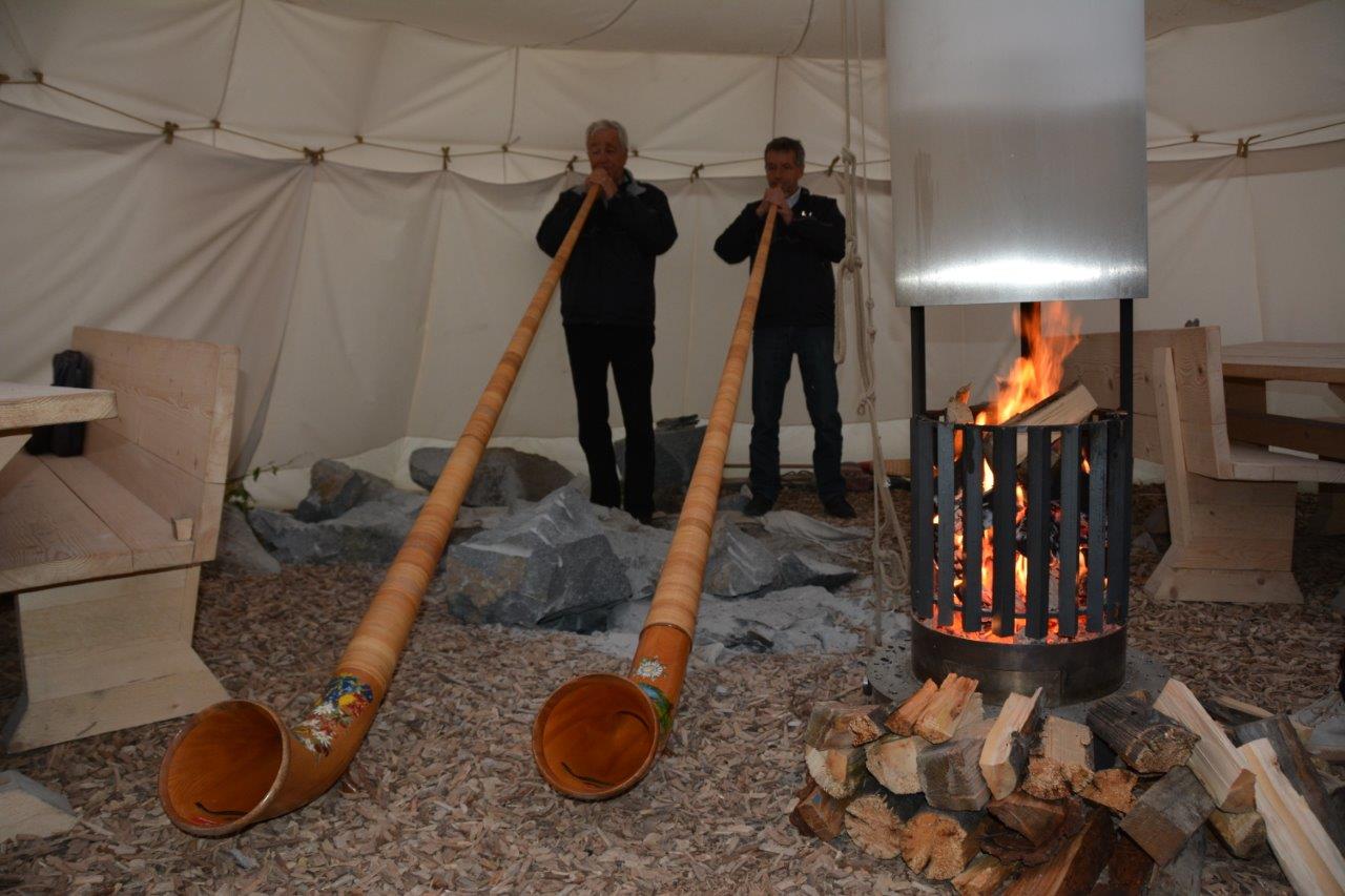 In winter we heat up all the more. AbenteuerZeitreisen GmbH